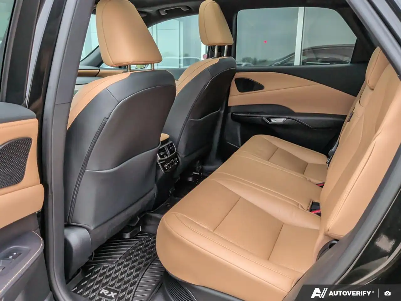 Lexus RX photo Lexus RX