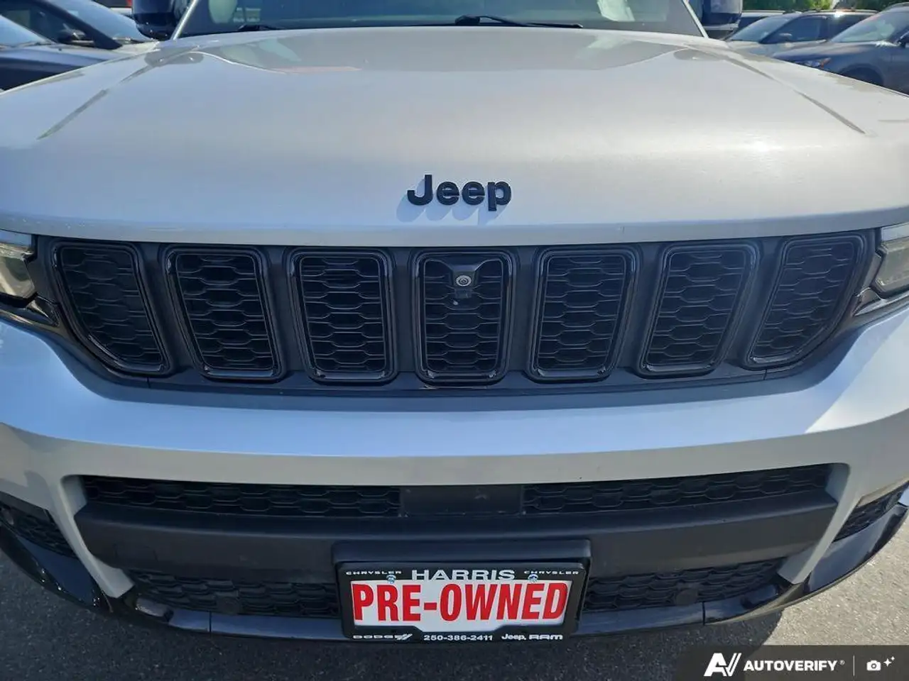 Jeep Grand Cherokee снимка Jeep Grand Cherokee
