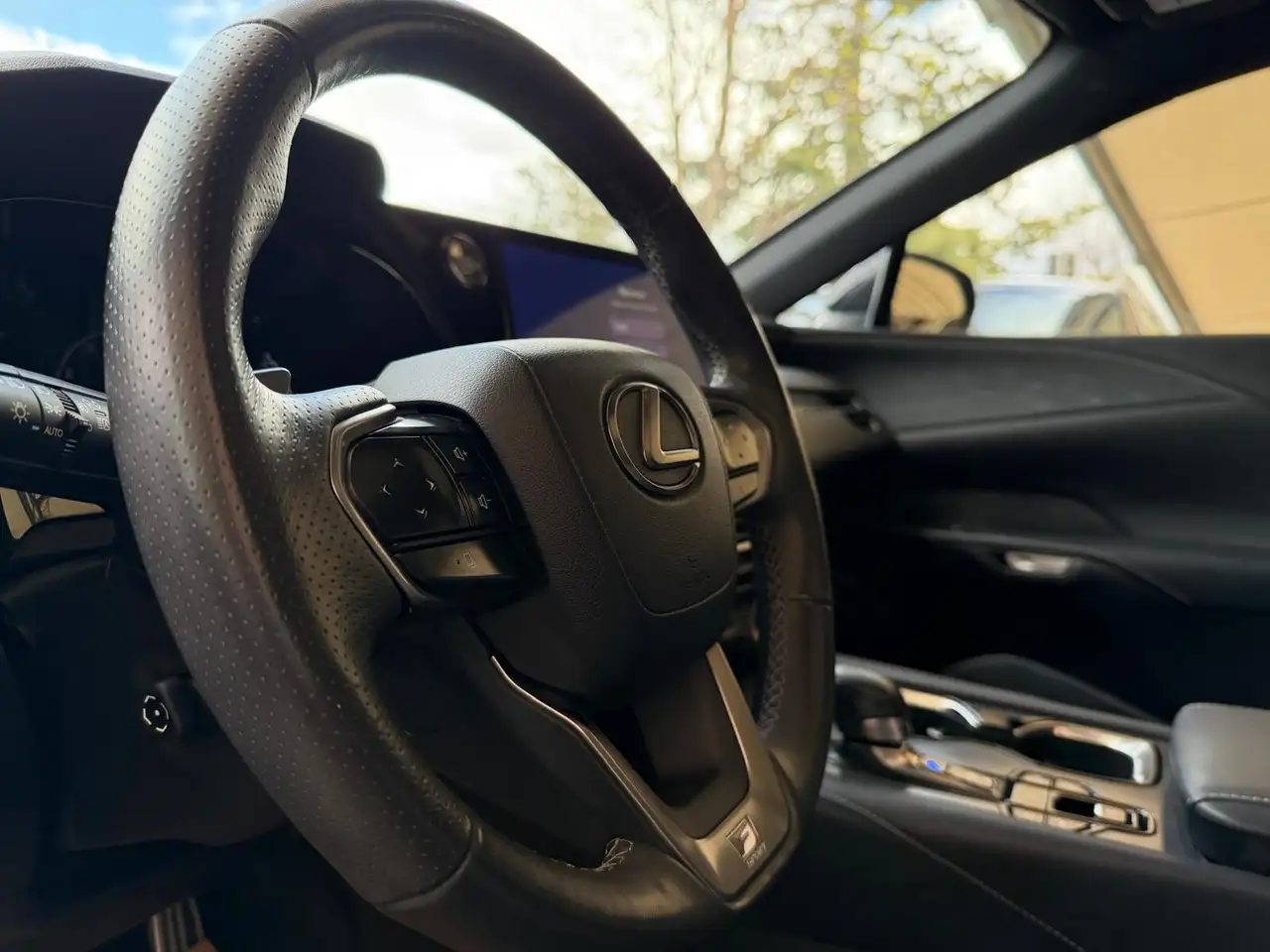 Lexus RX fotografie Lexus RX