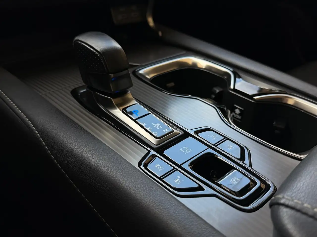 Lexus RX fotografie Lexus RX