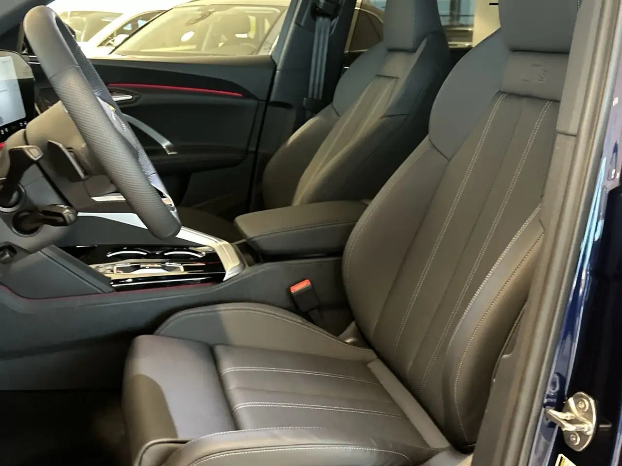 Audi Q5 photo Audi Q5