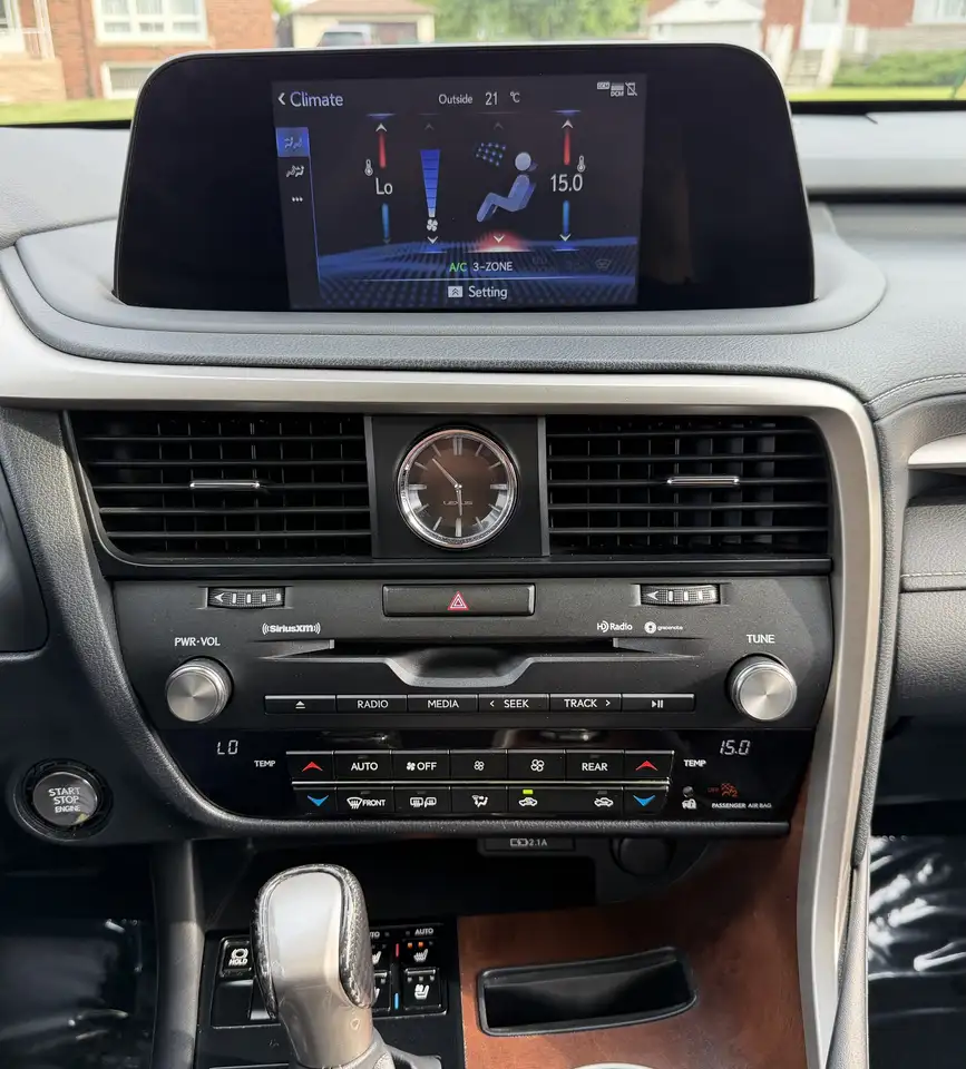 Lexus RX снимка Lexus RX