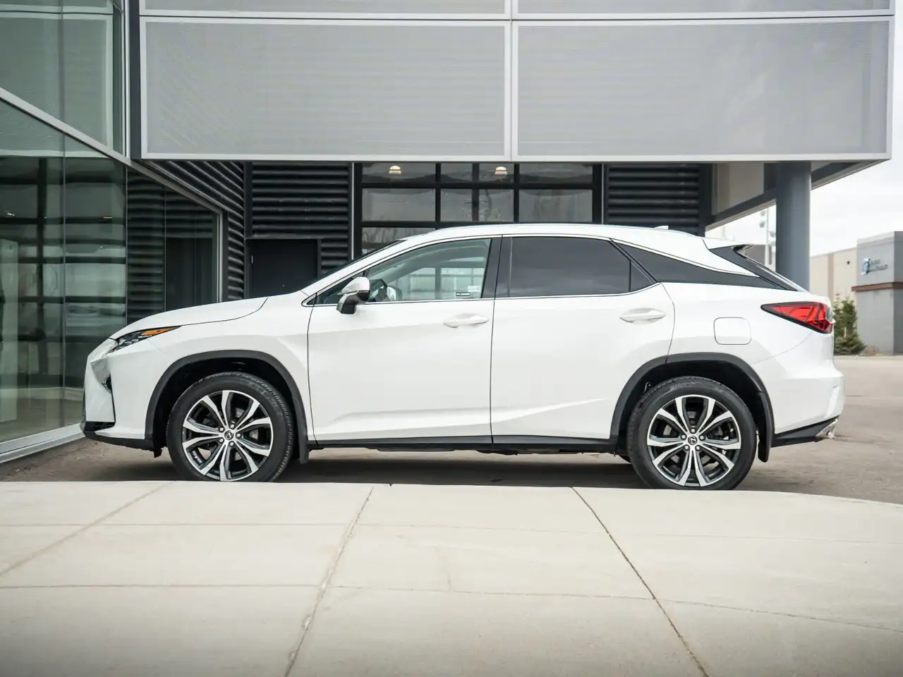 Lexus RX снимка Lexus RX