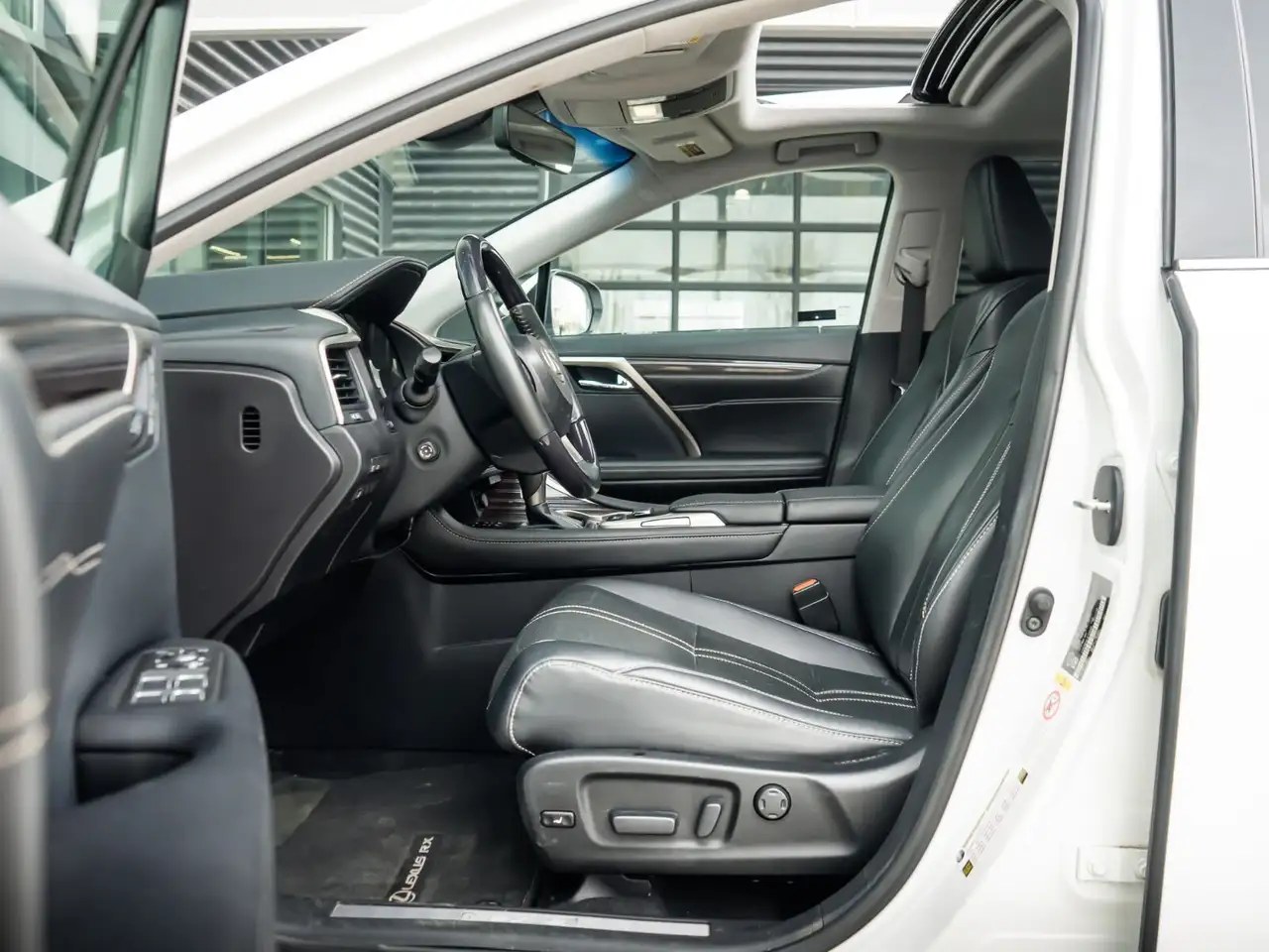 Lexus RX снимка Lexus RX