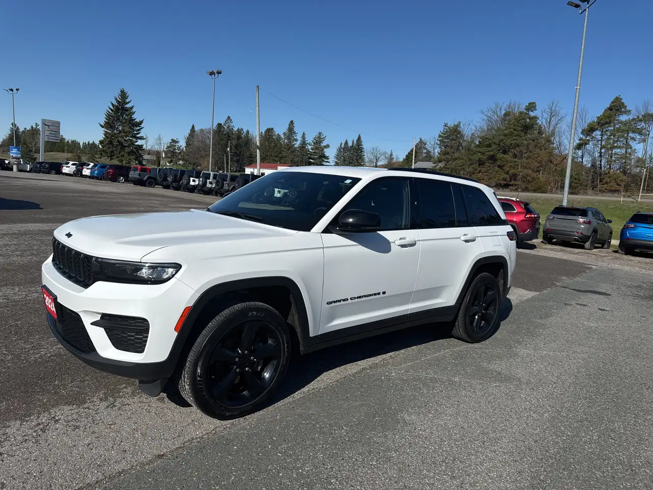 Jeep Grand Cherokee снимка Jeep Grand Cherokee