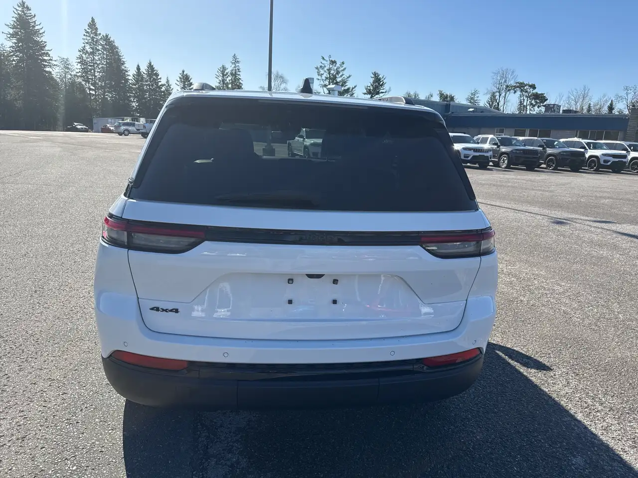 Jeep Grand Cherokee снимка Jeep Grand Cherokee