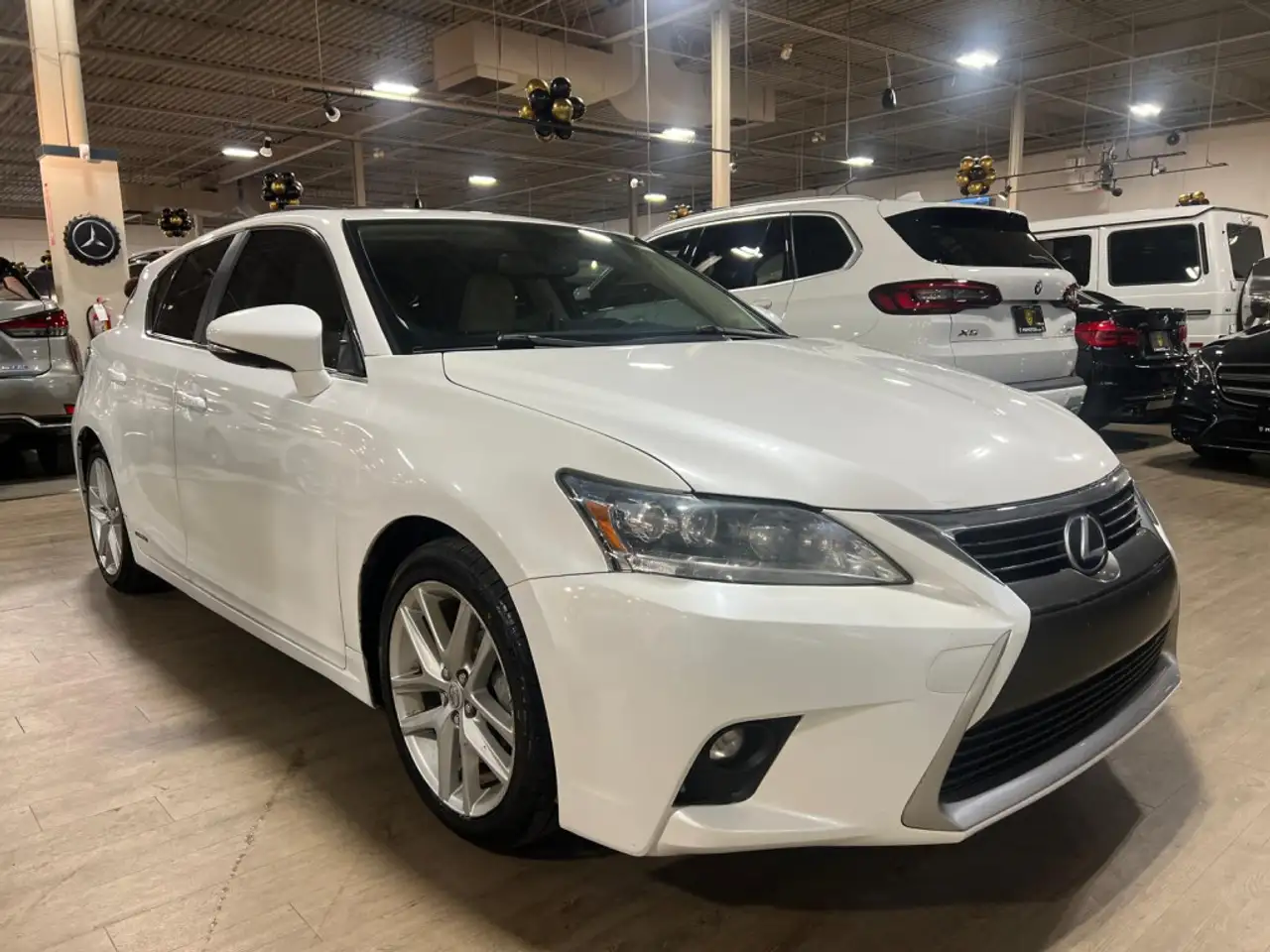 Lexus CT снимка Lexus CT