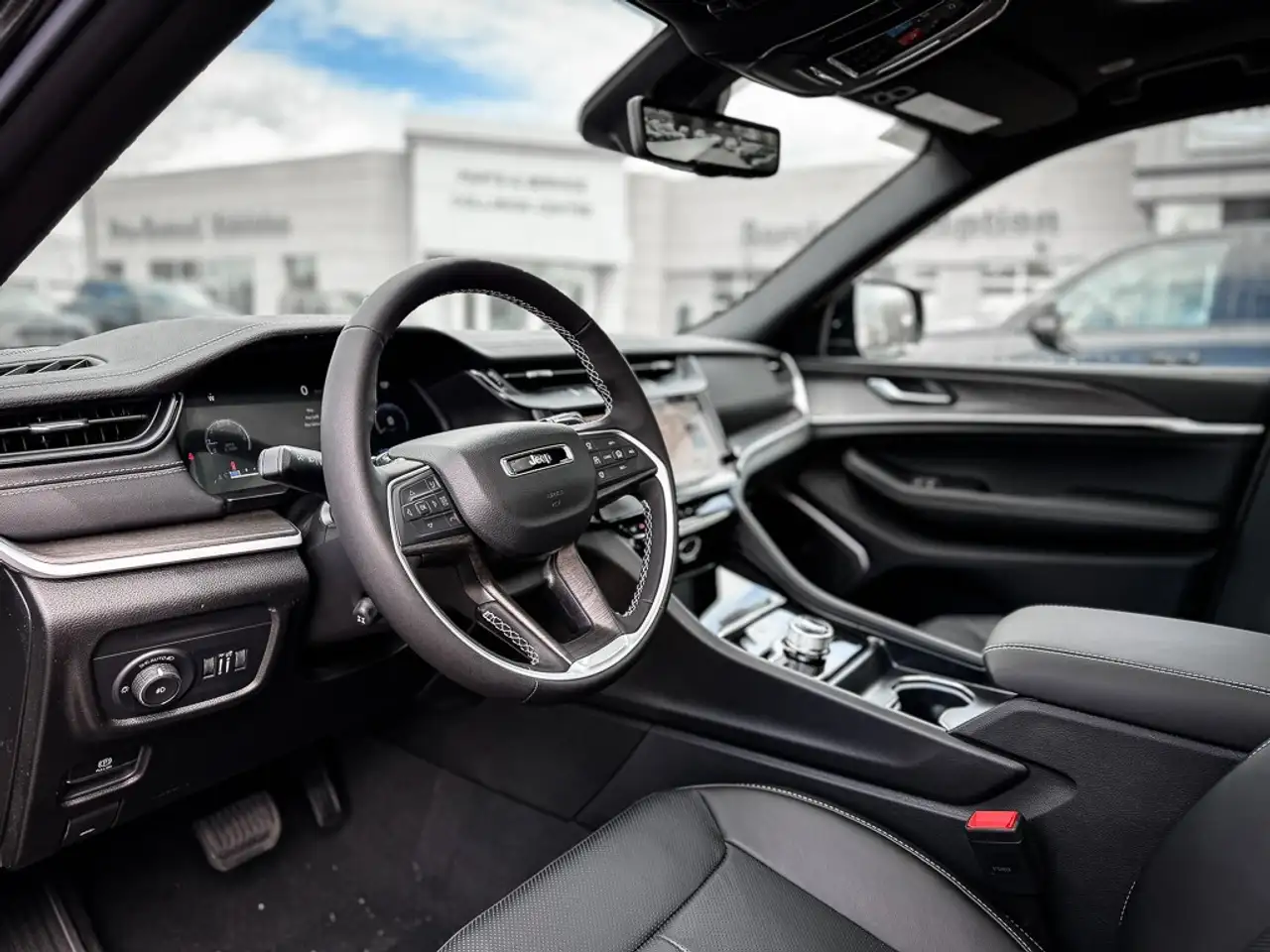 Jeep Grand Cherokee снимка Jeep Grand Cherokee