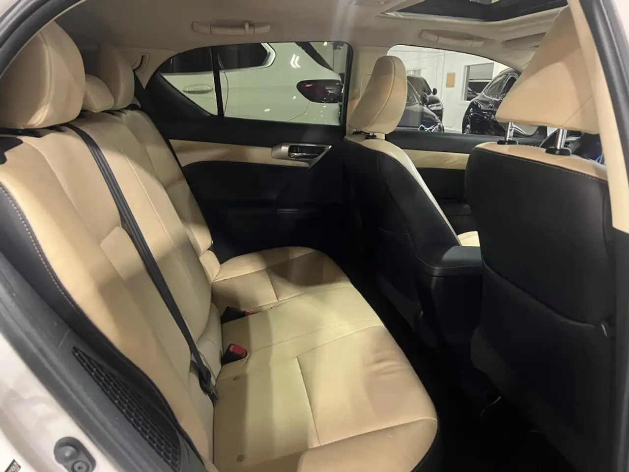 Lexus CT снимка Lexus CT