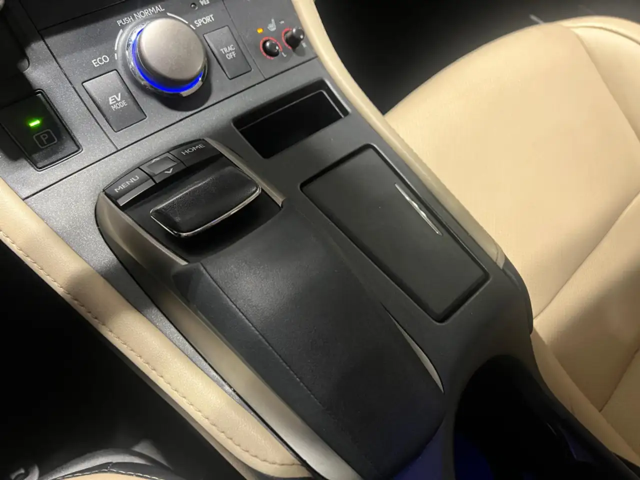 Lexus CT снимка Lexus CT