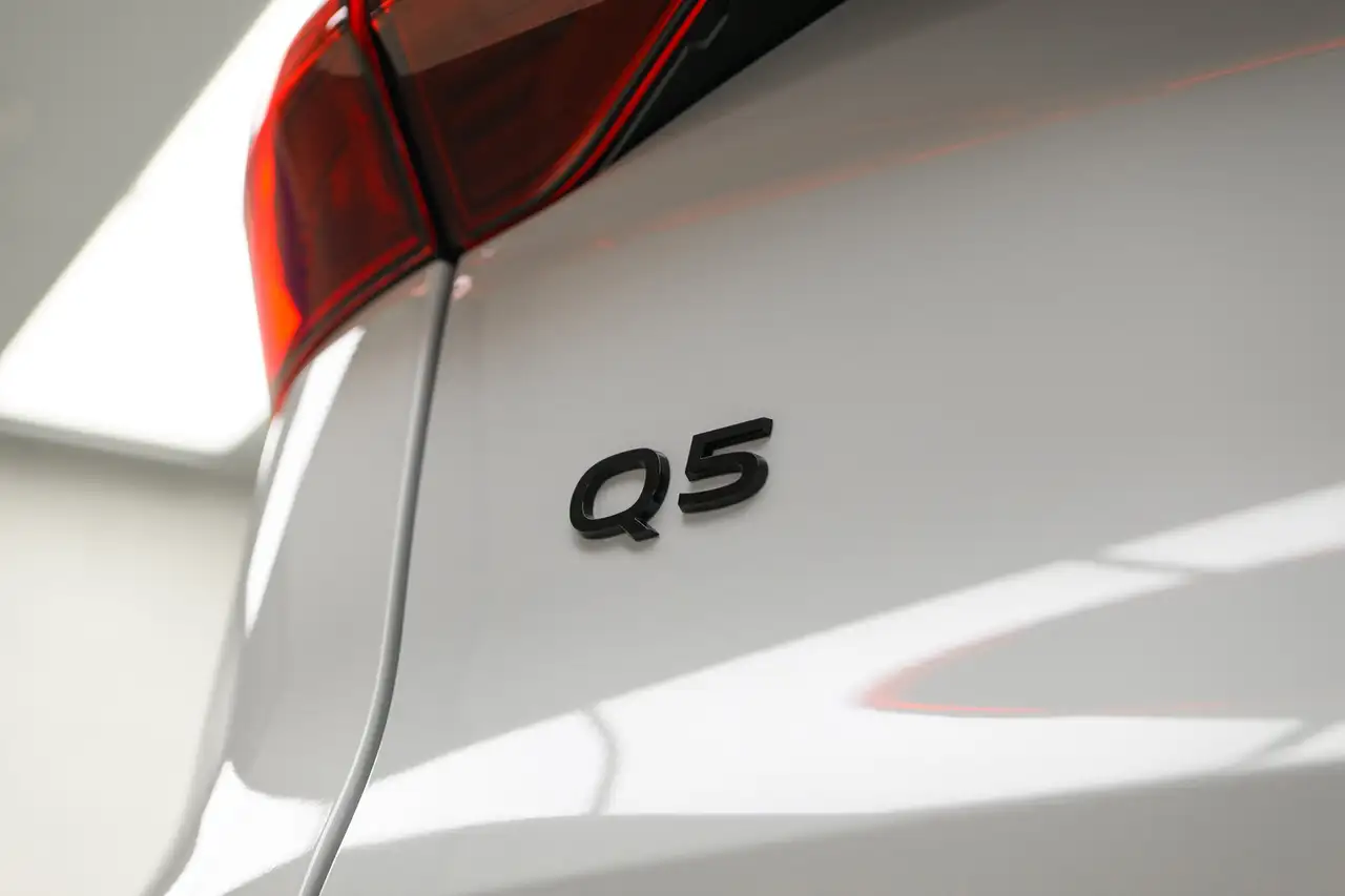 Audi Q5 снимка Audi Q5