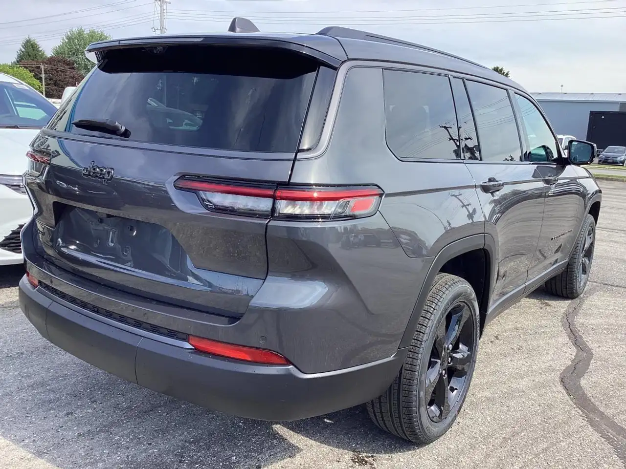 Jeep Grand Cherokee снимка Jeep Grand Cherokee