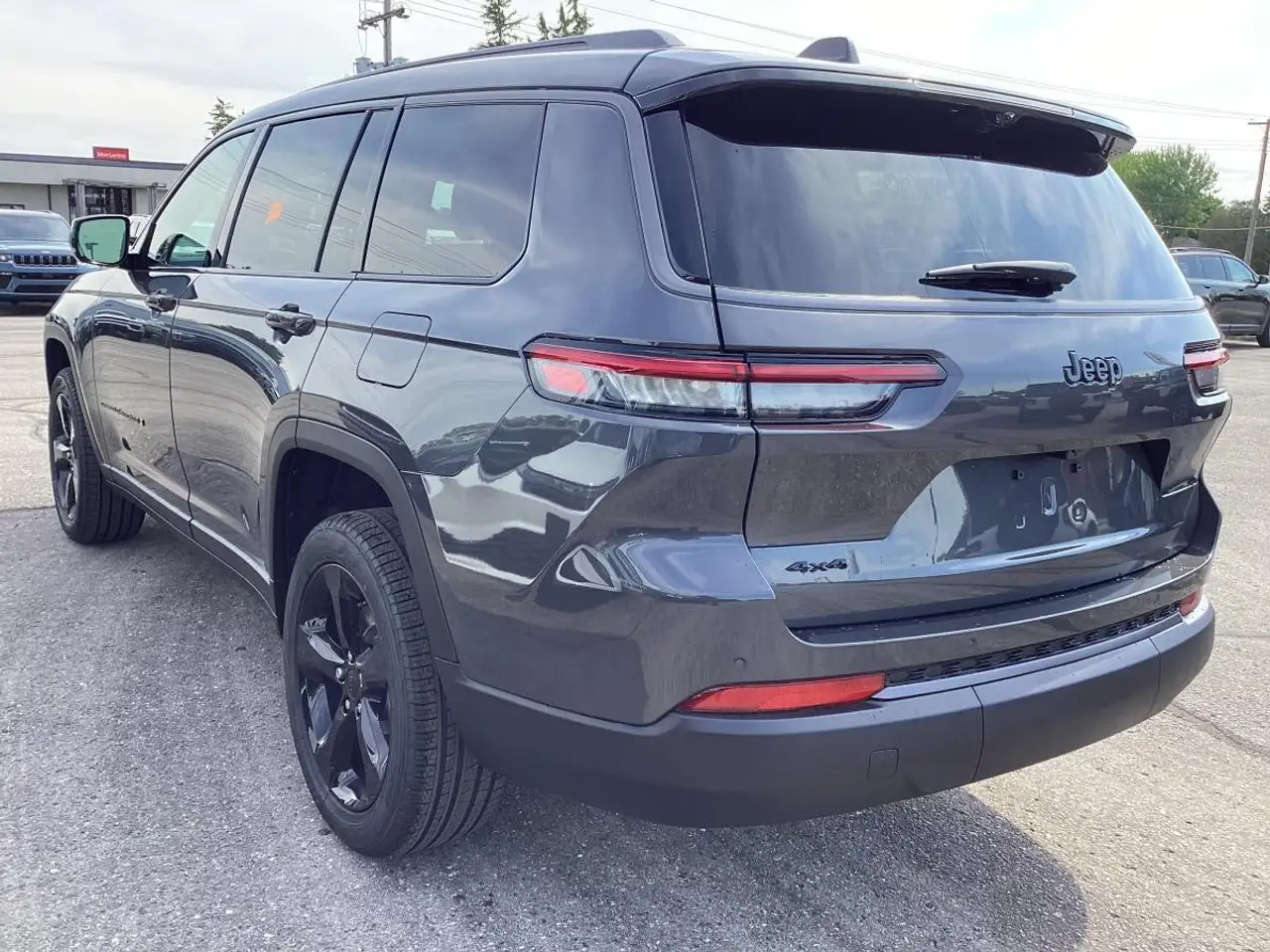 Jeep Grand Cherokee снимка Jeep Grand Cherokee