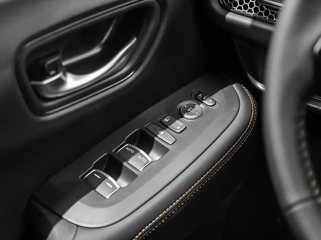 Honda HR-V photo Honda HR-V