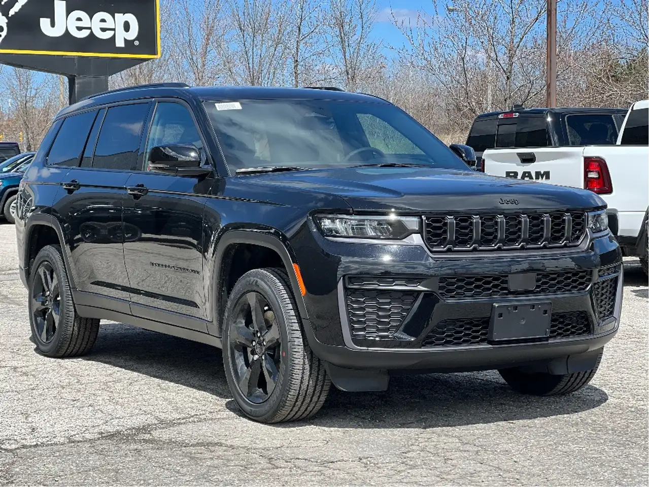 Jeep Grand Cherokee снимка Jeep Grand Cherokee
