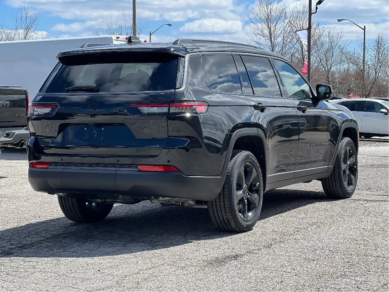 Jeep Grand Cherokee снимка Jeep Grand Cherokee