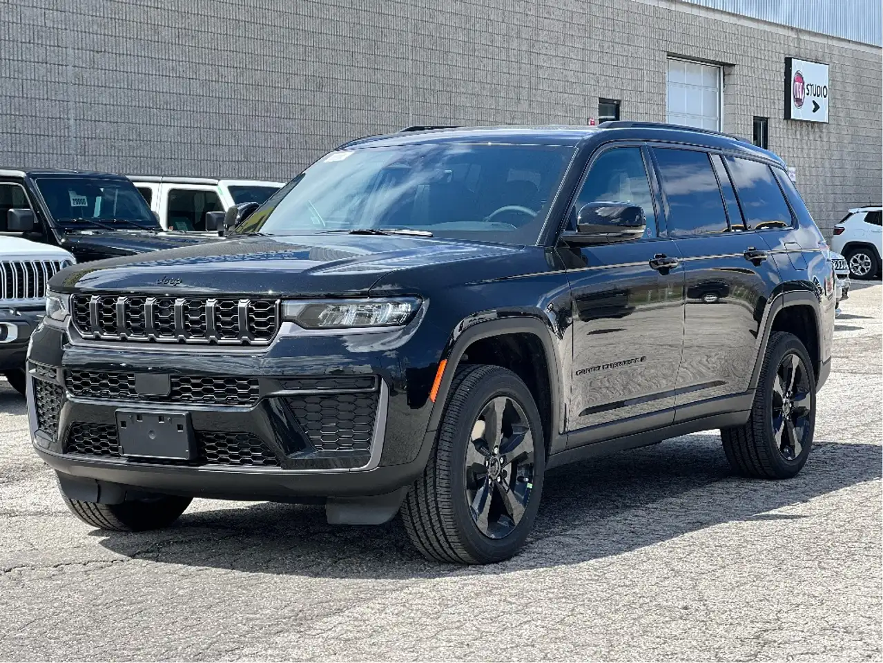 Jeep Grand Cherokee снимка Jeep Grand Cherokee