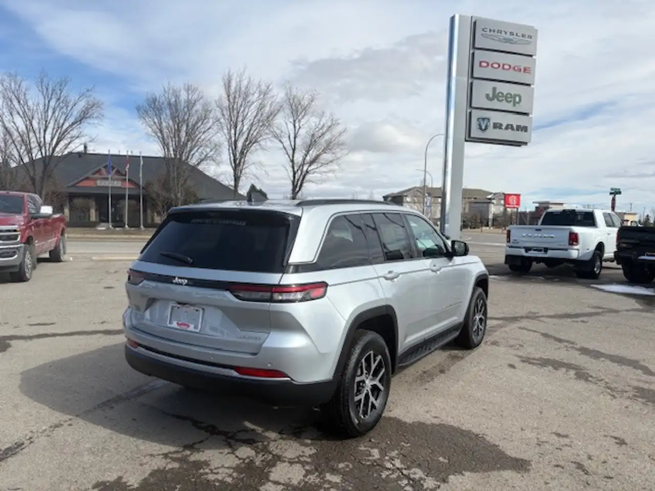 Jeep Grand Cherokee снимка Jeep Grand Cherokee
