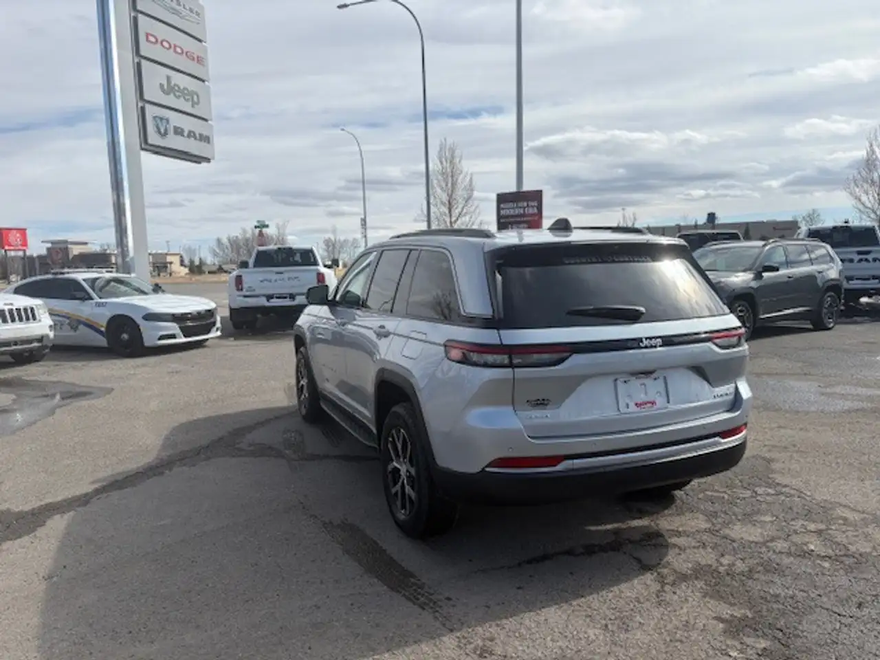 Jeep Grand Cherokee снимка Jeep Grand Cherokee
