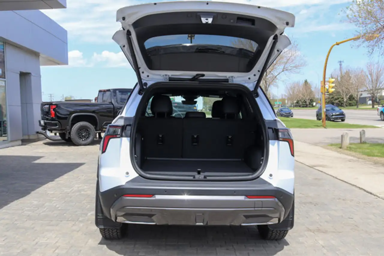 Chevrolet Equinox снимка Chevrolet Equinox