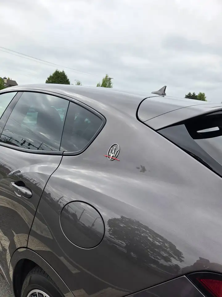 Maserati Levante снимка Maserati Levante