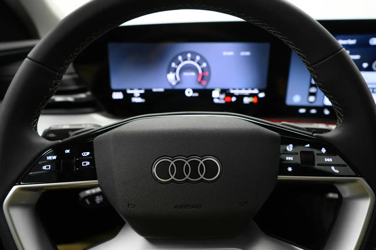 Audi Q5 снимка Audi Q5