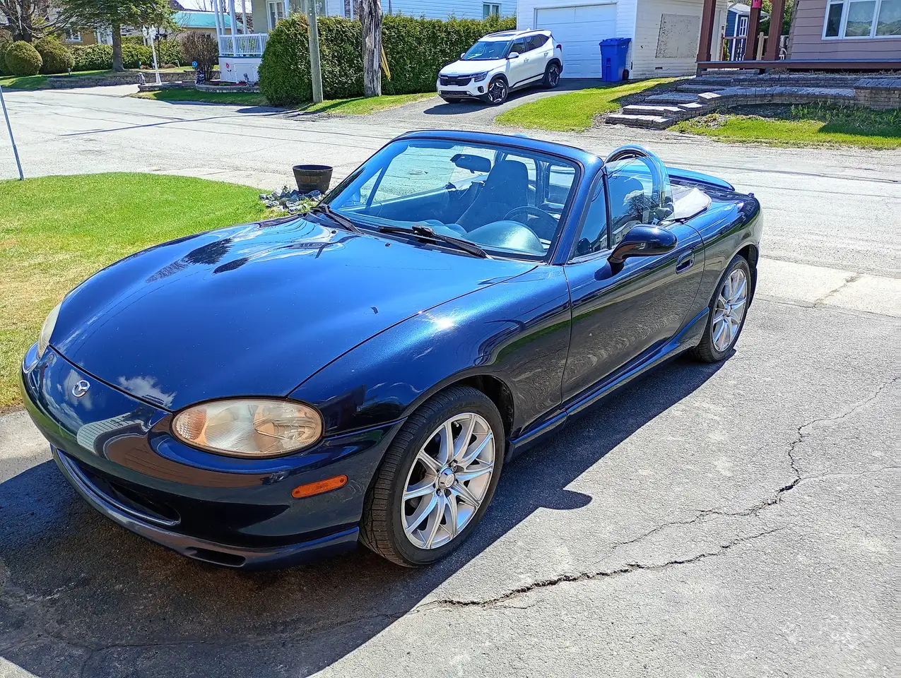 2000 Mazda MX-5 Miata