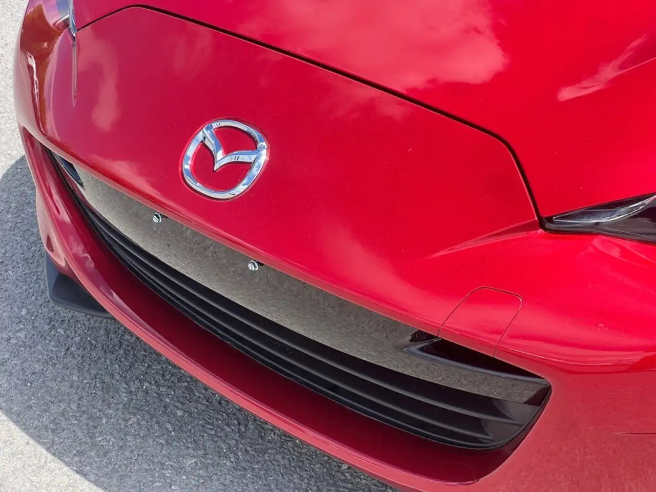 Mazda MX-5 Miata снимка Mazda MX-5 Miata