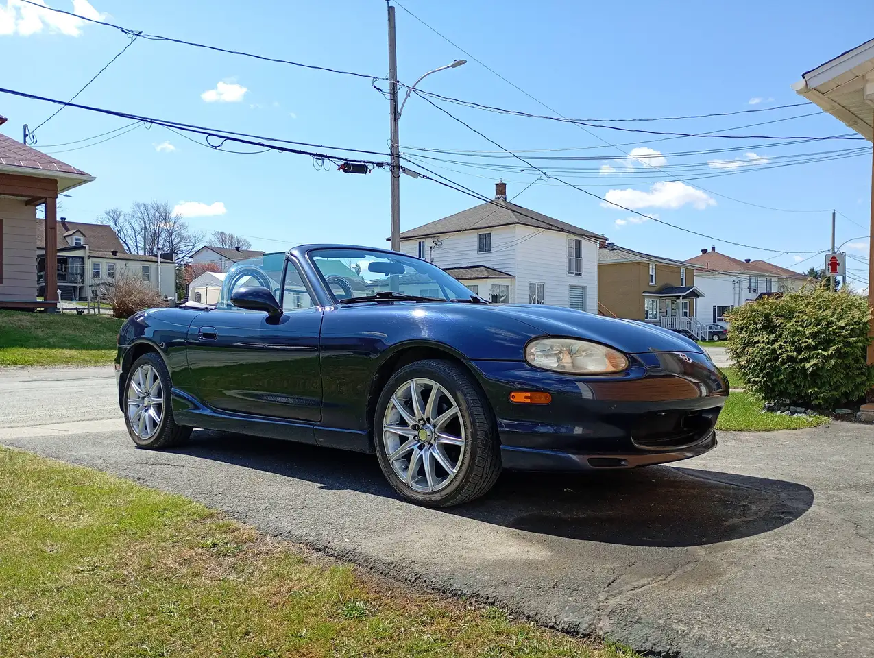 Mazda MX-5 Miata photo Mazda MX-5 Miata