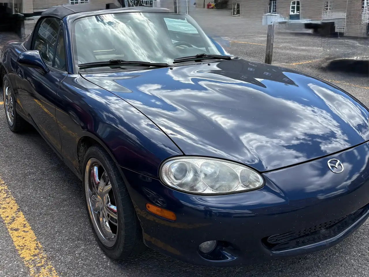 Mazda MX-5 Miata снимка Mazda MX-5 Miata
