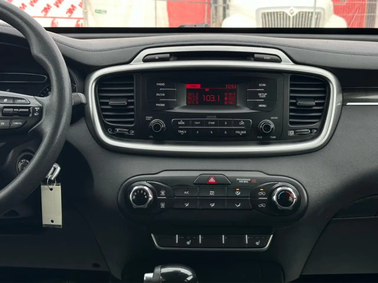 Kia Sorento снимка Kia Sorento