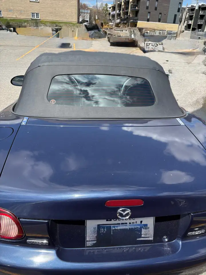 Mazda MX-5 Miata снимка Mazda MX-5 Miata