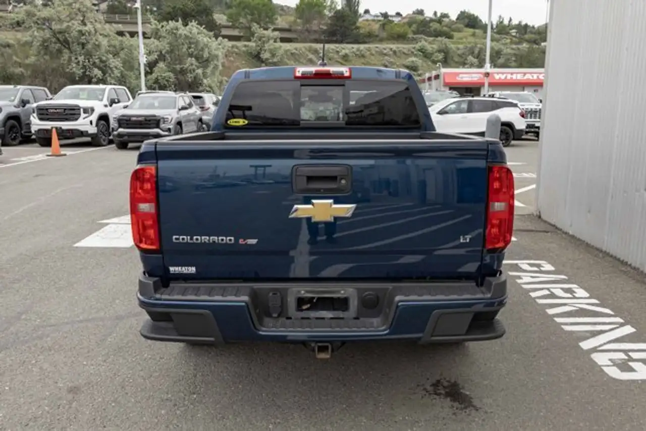 Chevrolet Colorado снимка Chevrolet Colorado