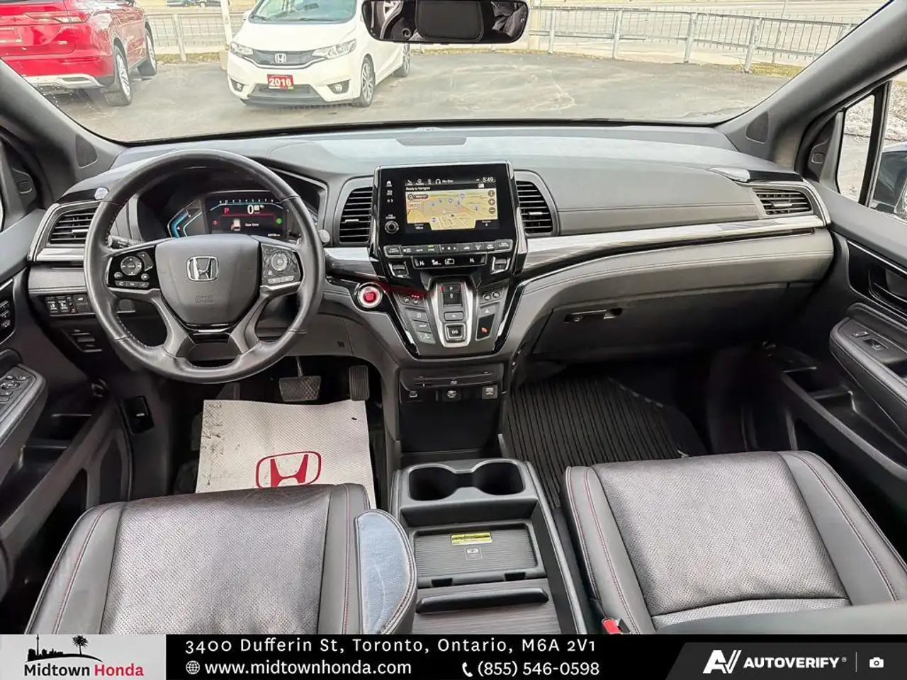 Honda Odyssey снимка Honda Odyssey