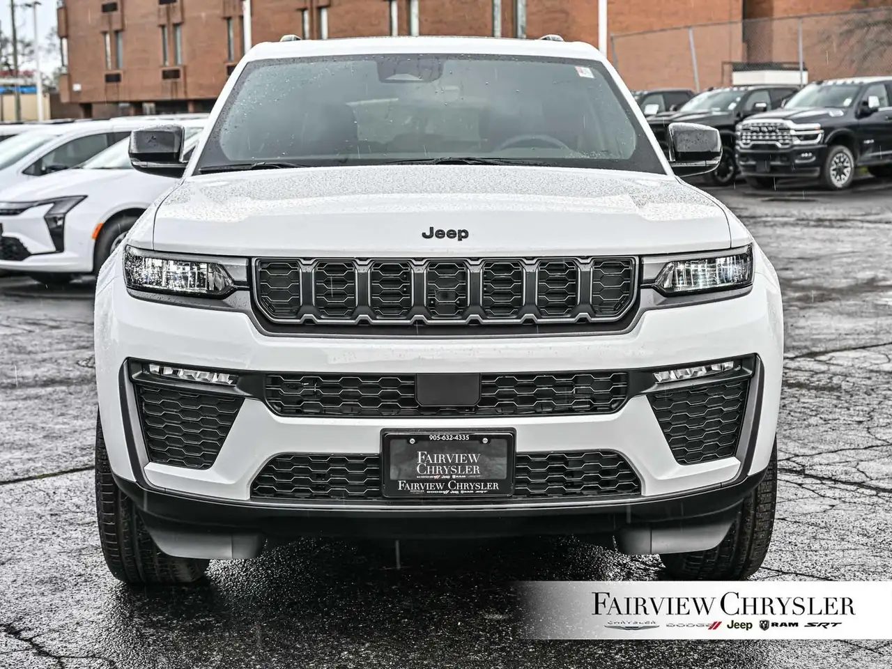 Jeep Grand Cherokee снимка Jeep Grand Cherokee