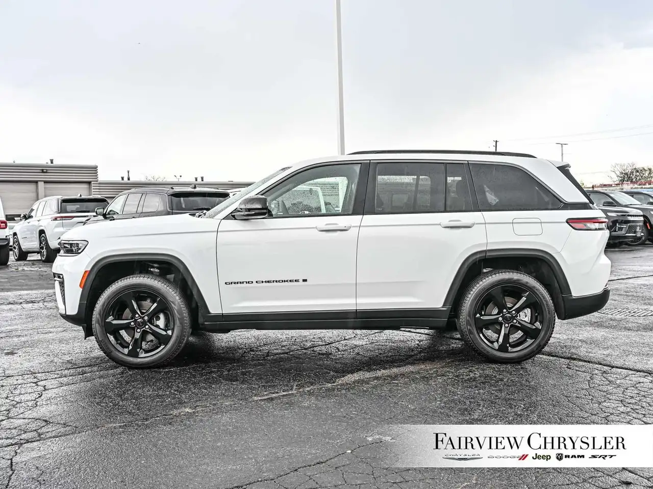 Jeep Grand Cherokee снимка Jeep Grand Cherokee