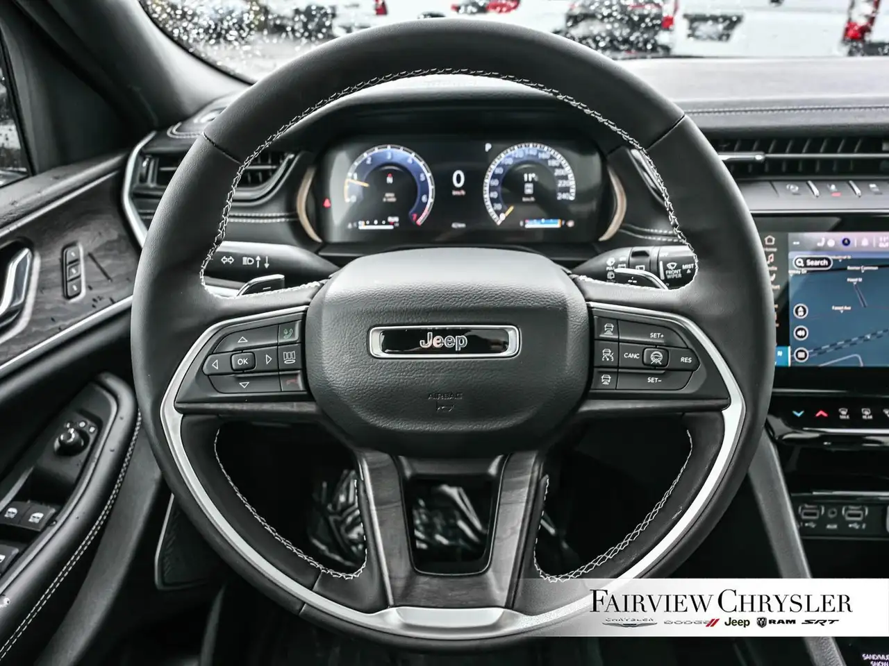 Jeep Grand Cherokee снимка Jeep Grand Cherokee
