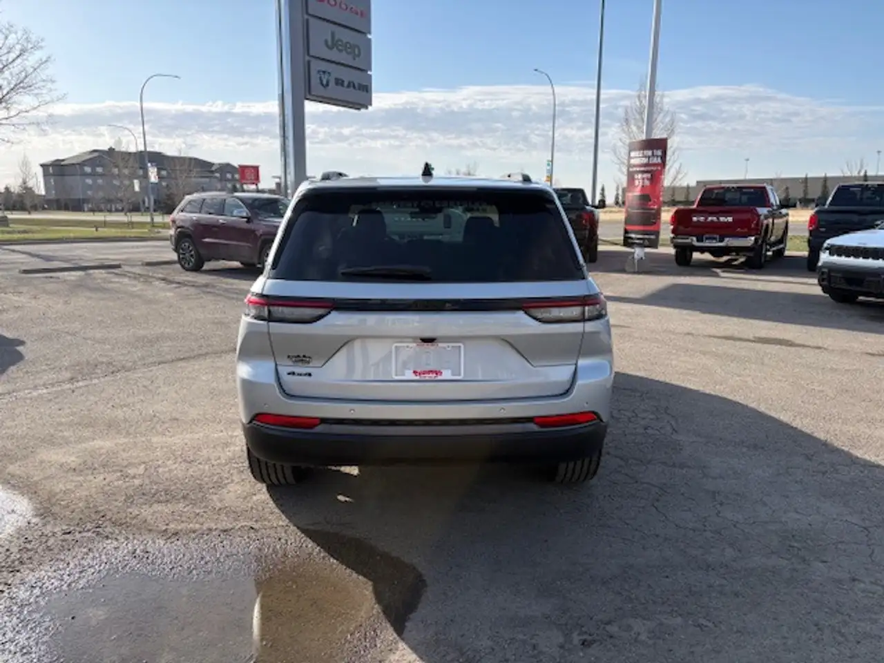 Jeep Grand Cherokee снимка Jeep Grand Cherokee