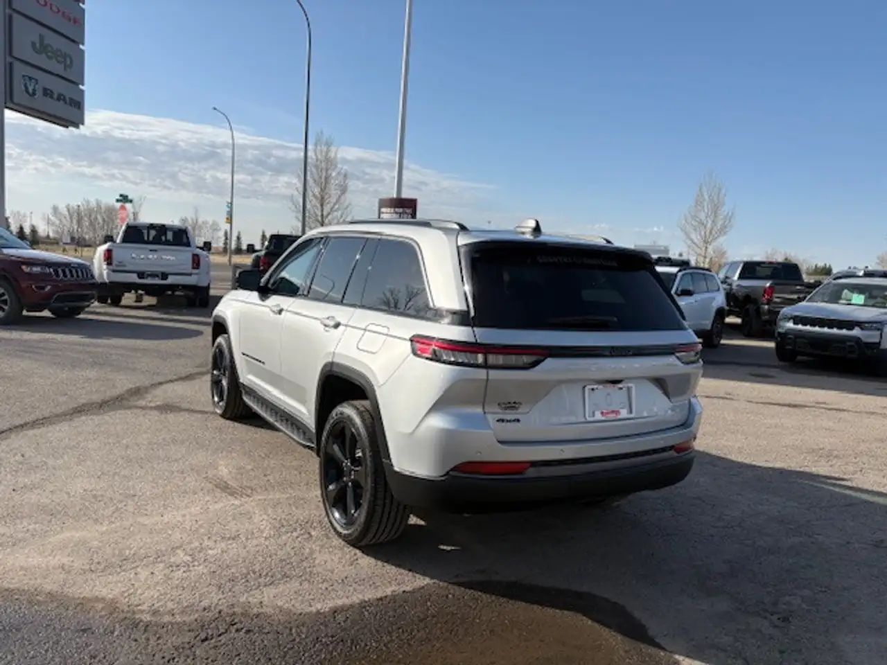 Jeep Grand Cherokee снимка Jeep Grand Cherokee