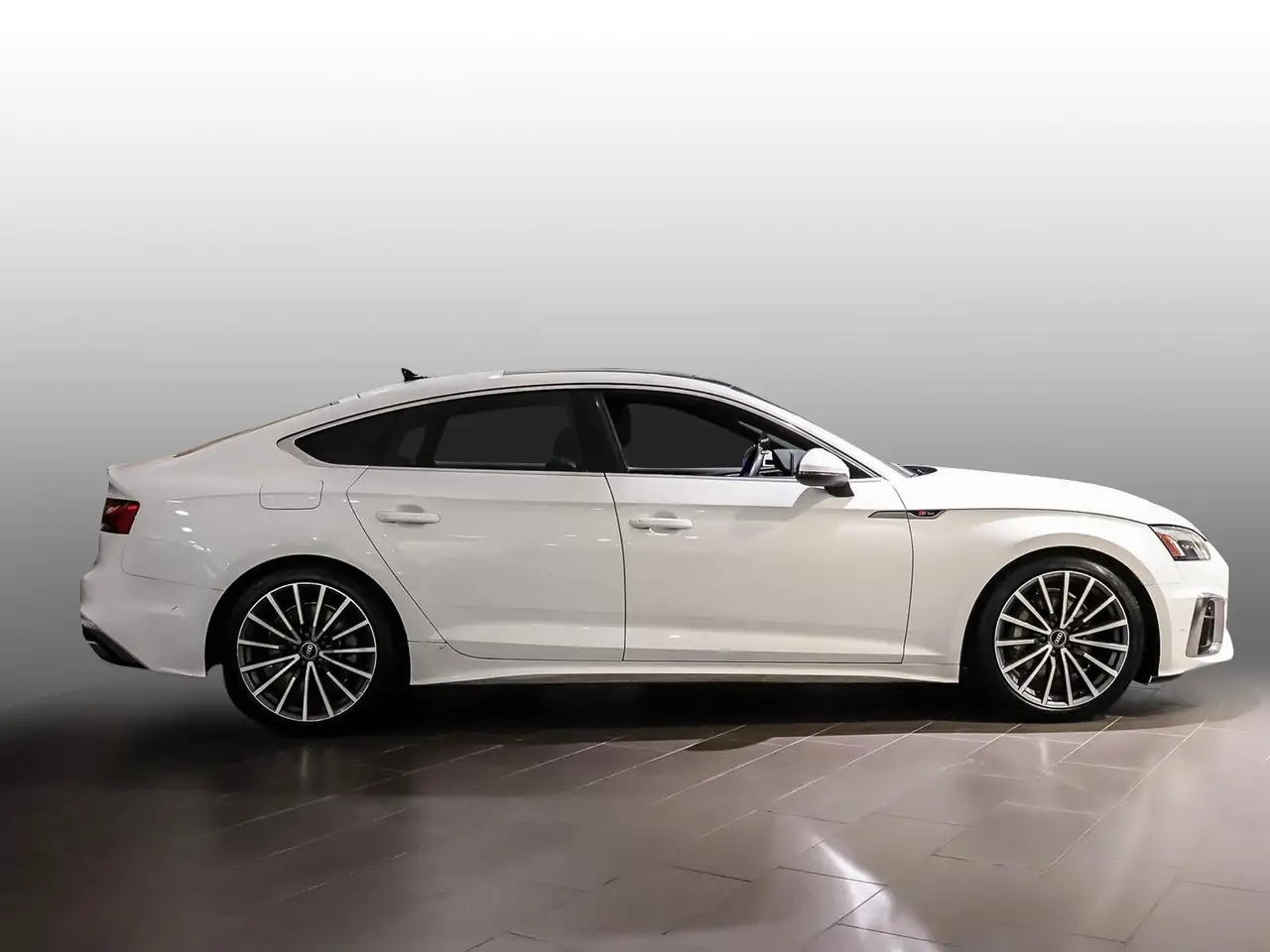 Audi A5 снимка Audi A5