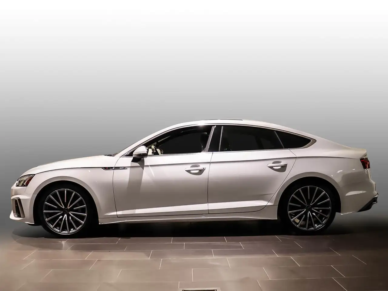 Audi A5 снимка Audi A5