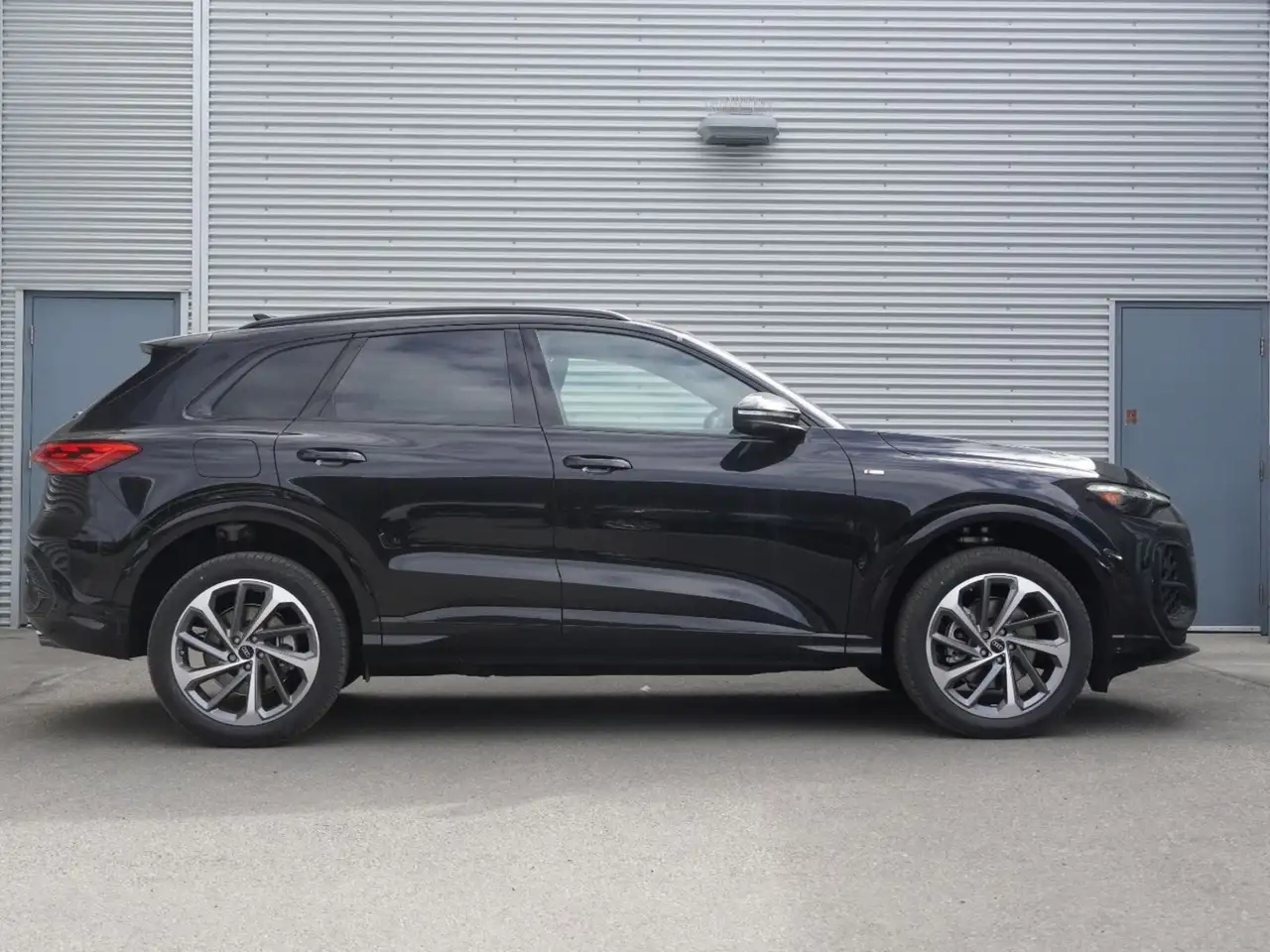 Audi Q5 снимка Audi Q5