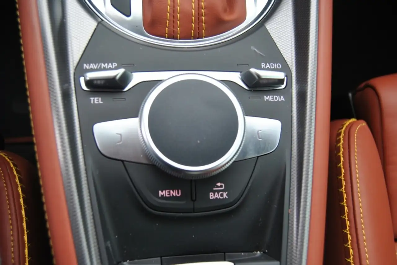 Audi TT снимка Audi TT
