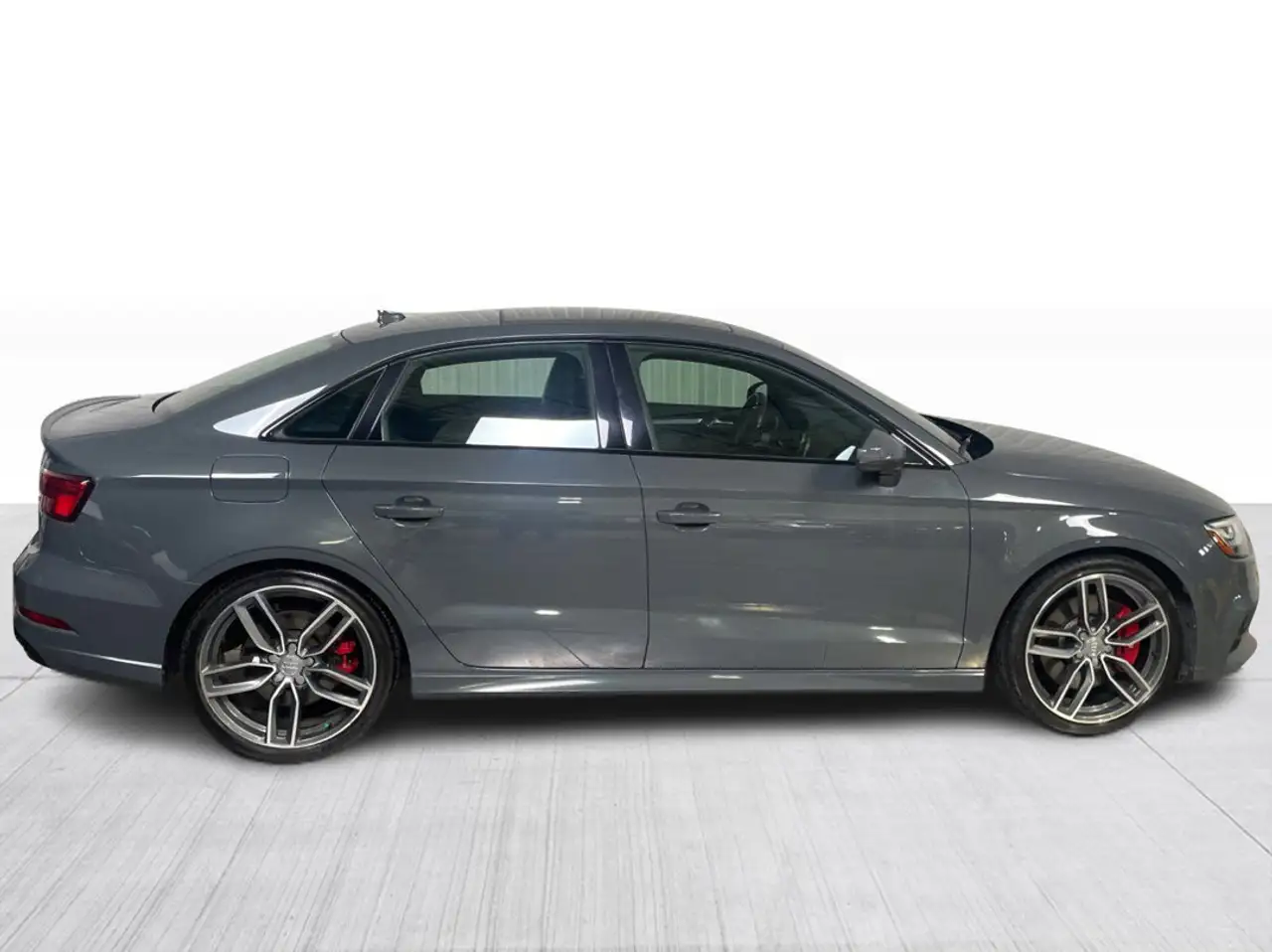 Audi S3 снимка Audi S3