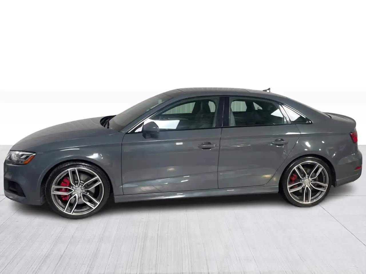 Audi S3 снимка Audi S3