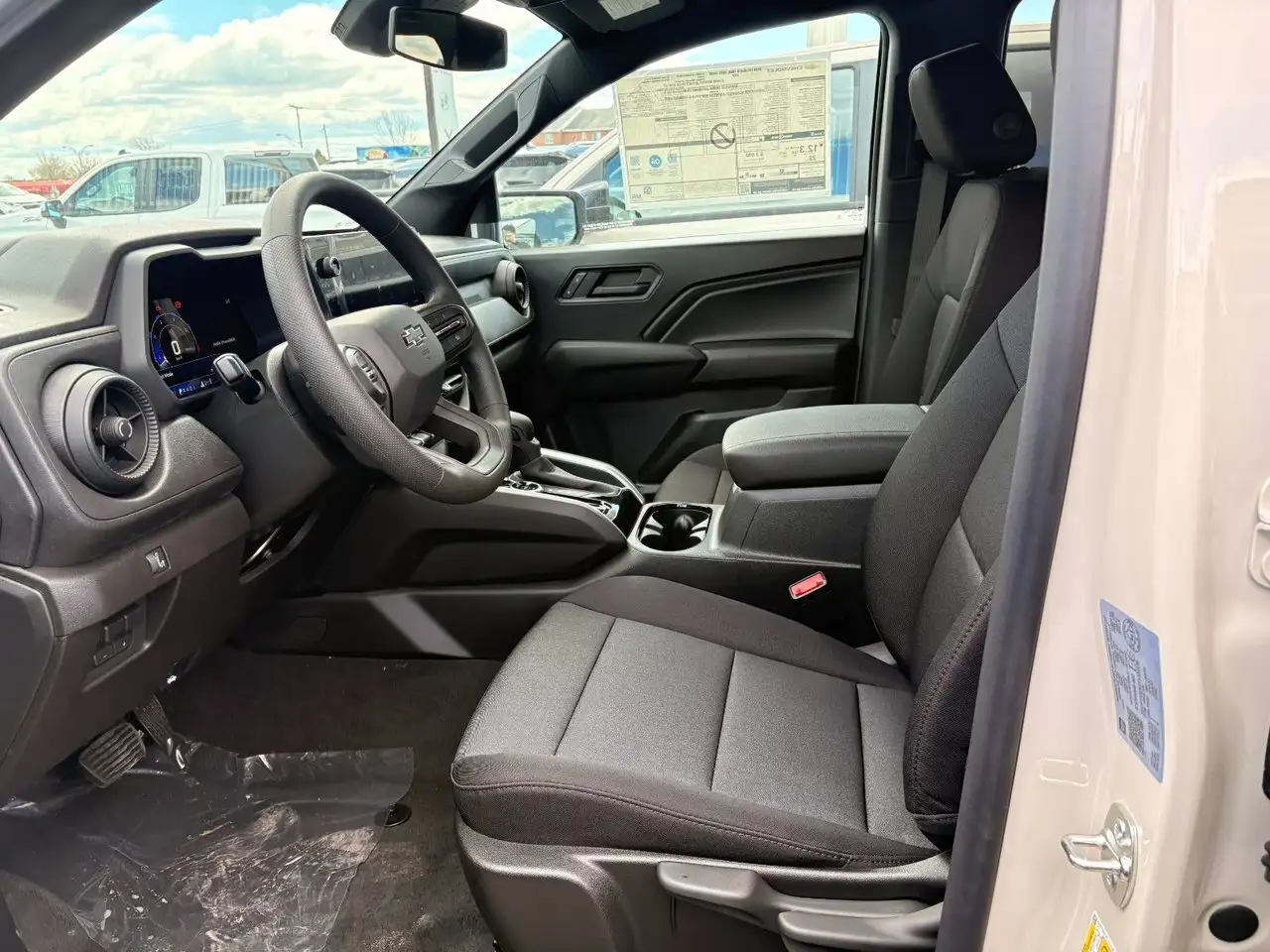 Chevrolet Colorado снимка Chevrolet Colorado