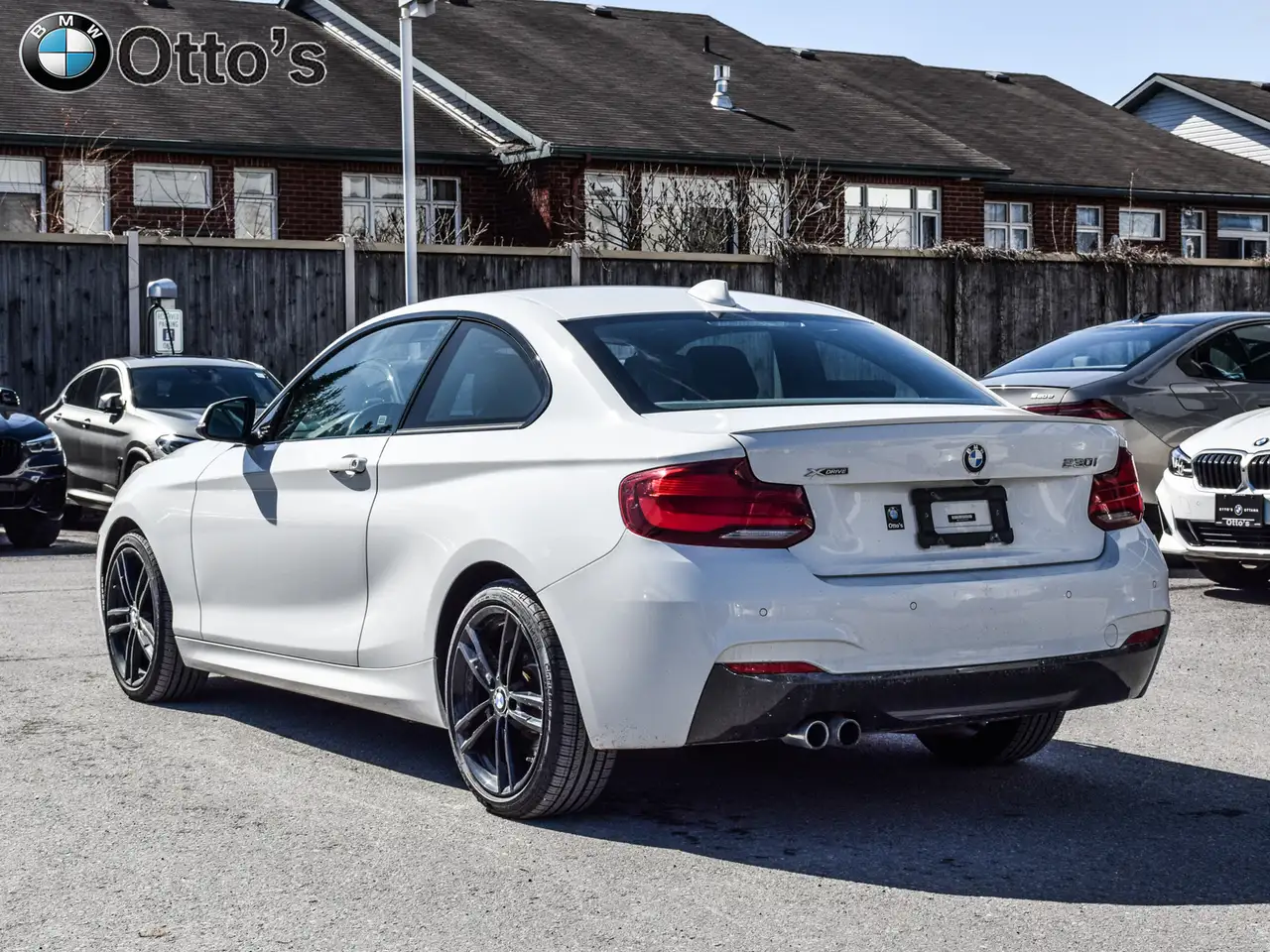 BMW 2 Series снимка BMW 2 Series