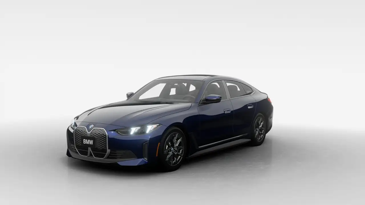 BMW i4 photo BMW i4