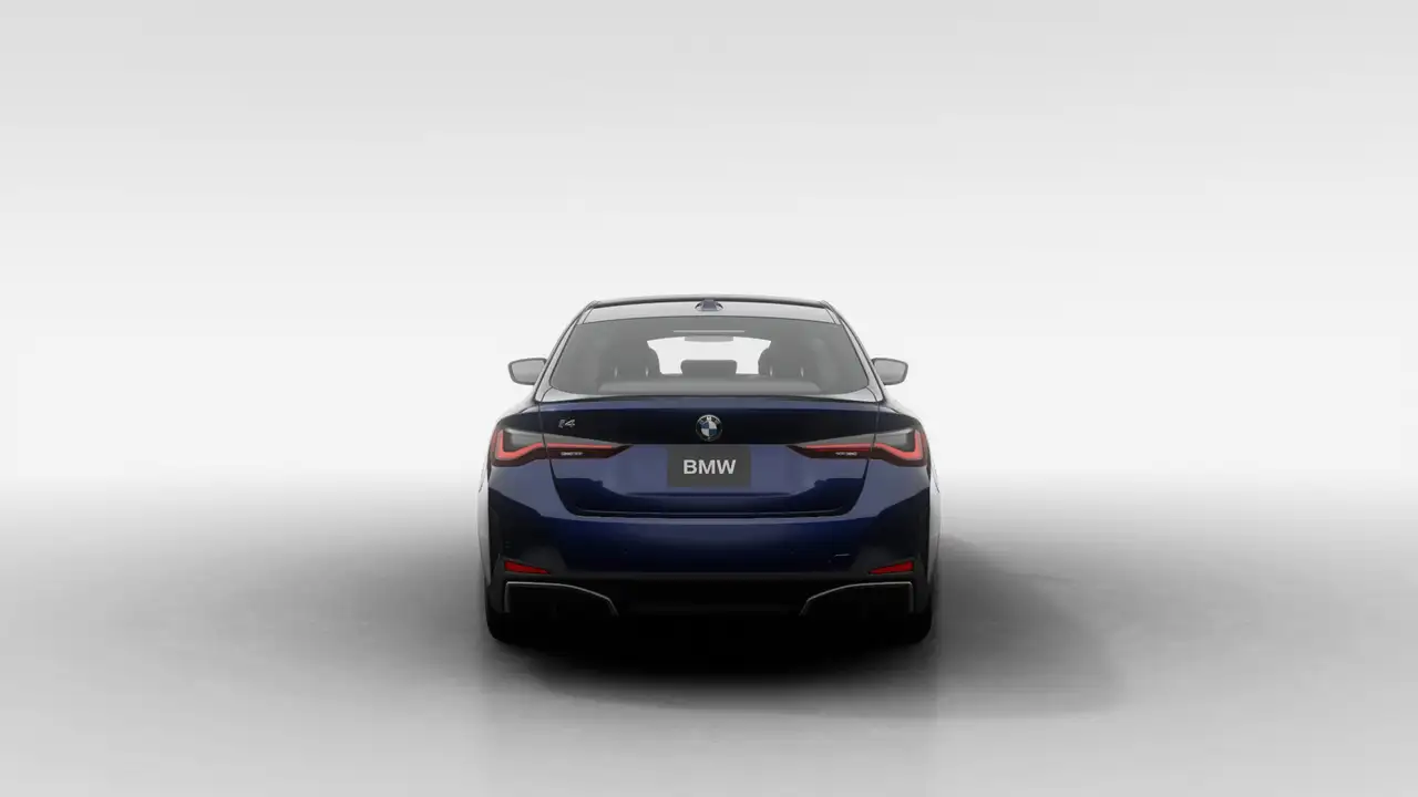 BMW i4 photo BMW i4