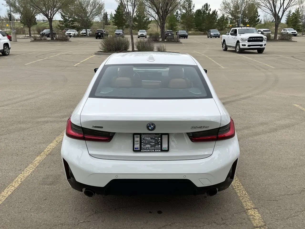 BMW 3 Series photo BMW 3 Series